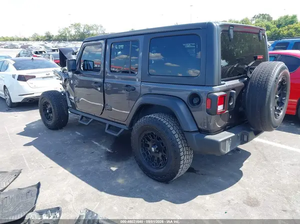 1C4HJXDN7LW257415 — 2020 Jeep Wrangler, фото 3 с аукциона IAAI, Передняя часть
