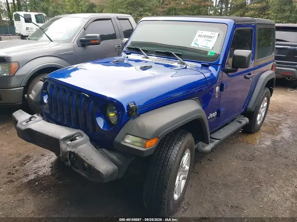 1C4GJXAG8LW286312 — 2020 Jeep Wrangler, фото 2 с аукциона IAAI, Передняя часть