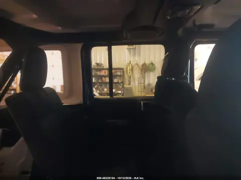 1C4HJXDN8LW283022 — 2020 Jeep Wrangler, Сзади, фото до ремонта