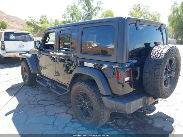1C4HJXDG4MW666751 — 2021 Jeep Wrangler, фото 3 с аукциона IAAI, Правый бок