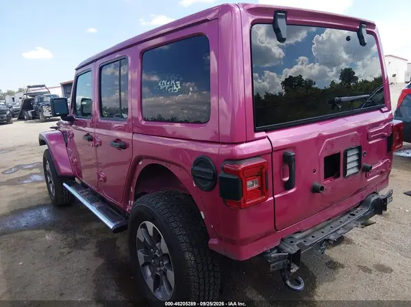 1C4HJXEG6MW858476 — 2021 Jeep Wrangler, фото 3 с аукциона IAAI, Передняя часть