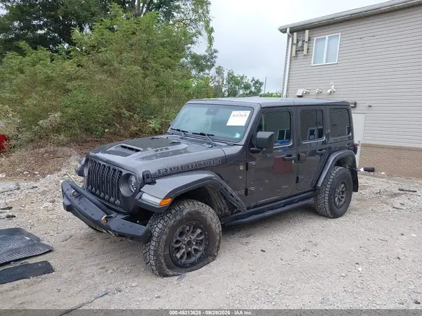 1C4JJXSJ0MW755216 — 2021 Jeep Wrangler, фото 2 с аукциона IAAI, Передняя часть