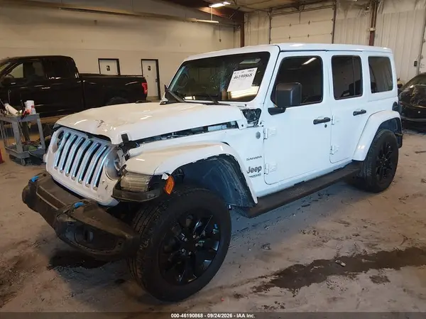 1C4JJXP67NW271131 — 2022 Jeep Wrangler, фото 2 с аукциона IAAI, Передняя часть