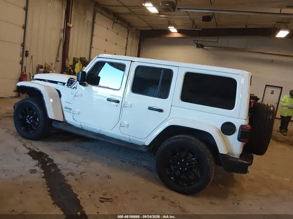 1C4JJXP67NW271131 — 2022 Jeep Wrangler, фото 3 с аукциона IAAI, Передняя часть