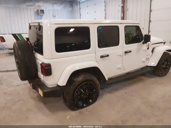 1C4JJXP67NW271131 — 2022 Jeep Wrangler, фото 4 с аукциона IAAI, Передняя часть