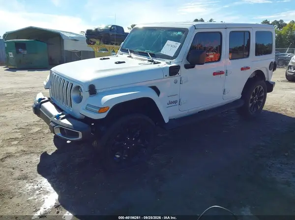 1C4JJXP69PW525067 — 2023 Jeep Wrangler, фото 2 с аукциона IAAI, Левый бок