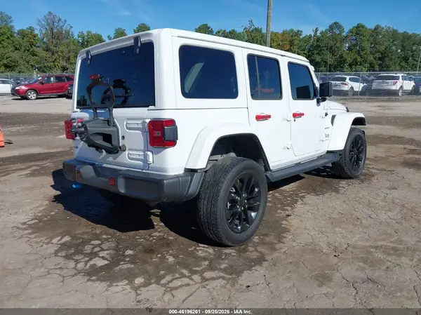 1C4JJXP69PW525067 — 2023 Jeep Wrangler, фото 4 с аукциона IAAI, Левый бок