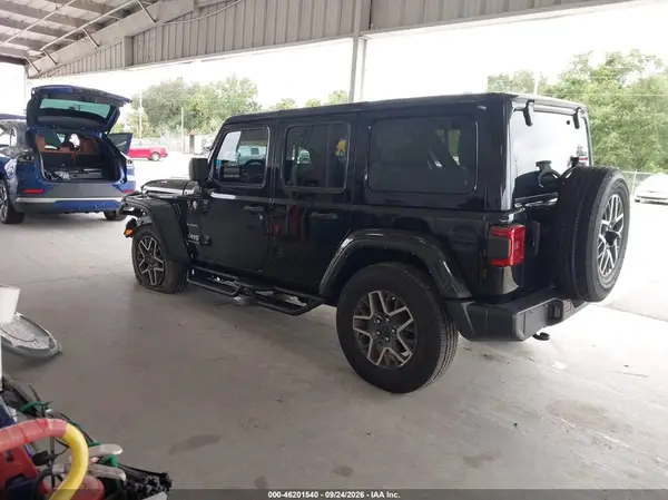 1C4PJXEG3RW366202 — 2024 Jeep Wrangler, фото 3 с аукциона IAAI, Передняя часть слева