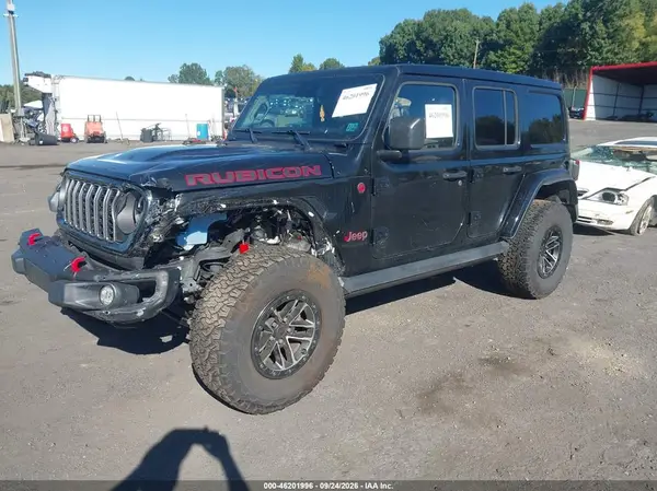1C4RJXFN4SW562368 — 2025 Jeep Wrangler, фото 2 с аукциона IAAI, Передняя часть