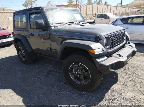 1C4PJXAN8SW620674 — 2025 Jeep Wrangler, Передняя часть слева (Left Front), фото до ремонта