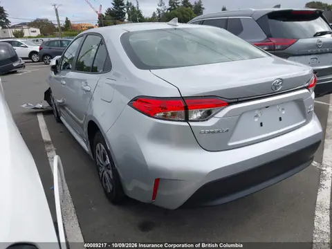 2026 Toyota Corolla Le/Se VIN JTDBDMHE4T3036040 фото 3