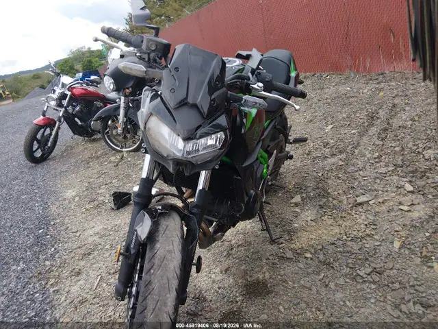 ML5EREN15SDAE3991 — 2025 Kawasaki ER650 N, фото 2 с аукциона IAAI 29.09.2026, Передняя часть