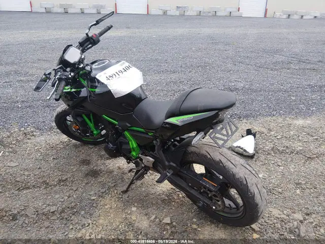 ML5EREN15SDAE3991 — 2025 Kawasaki ER650 N, фото 3 с аукциона IAAI 29.09.2026, Передняя часть
