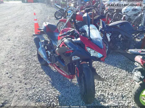 JKAEXKG14KDA24418 — 2019 Kawasaki EX, Передняя часть, фото до ремонта