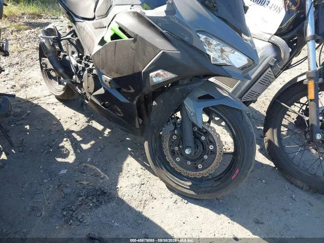 2019 Kawasaki EX400 VIN JKAEXKG1XKDA33236 фото 1