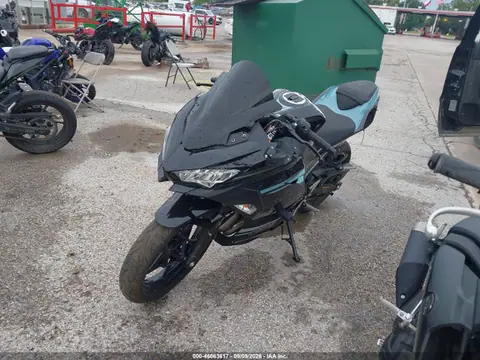 2020 Kawasaki EX400 VIN JKAEXKG14LDA67299 фото 2