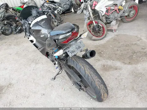 2022 Kawasaki EX400 VIN JKAEXKG18NDAF2240 фото 3