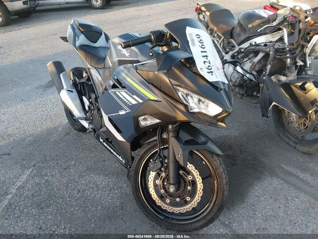 2022 Kawasaki EX400 VIN JKAEXKG19NDAH6157 фото 1