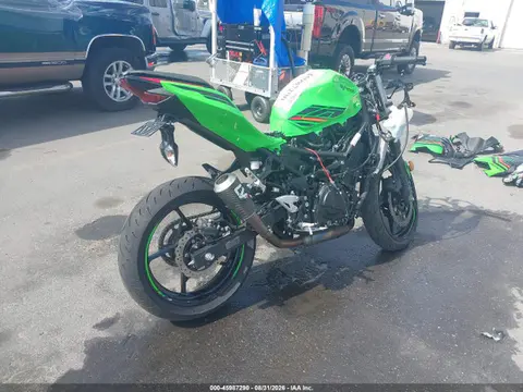 2023 Kawasaki EX400 VIN JKAEXKG14PDAS0487 фото 4