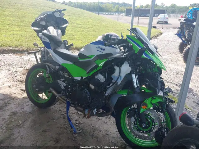 ML5EXGJ16RDA13601 — 2024 Kawasaki EX500 A/B, Передняя часть (Front End), фото до ремонта