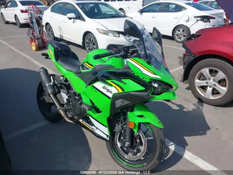 ML5EXGJ14SDA59126 — 2025 Kawasaki EX500 A/B, Передняя часть (Front), фото до ремонта