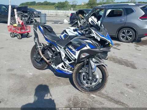 ML5EXGH11SDA50065 — 2025 Kawasaki EX500 H, Передняя часть (Front End), фото до ремонта