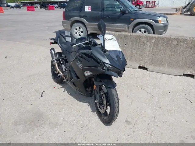 ML5EXGH10TDA76478 — 2026 Kawasaki EX500 H, Передняя часть (Front End), фото до ремонта