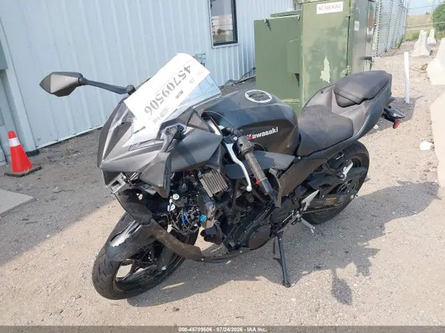 ML5EXGH19TDA91481 — 2026 Kawasaki EX500 H, фото 2 с аукциона IAAI 13.10.2026, Передняя часть