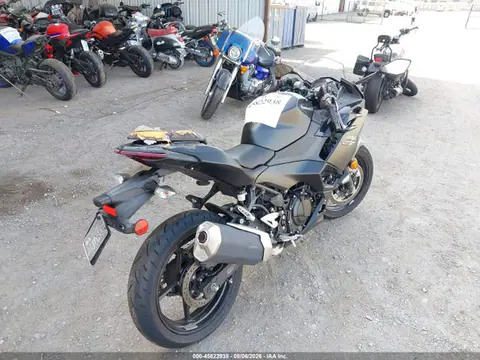 2026 Kawasaki EX500 VIN ML5EXGG1XTDA73864 фото 4