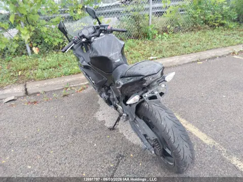 2017 Kawasaki Ex650 F VIN JKAEXEK15HDA00243 фото 3