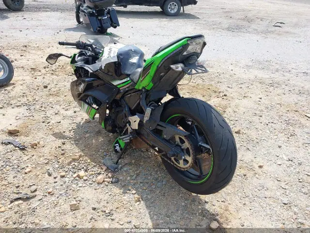 JKAEXEK10HDA02515 — 2017 Kawasaki EX650 F, фото 3 с аукциона IAAI 30.09.2026, Передняя часть