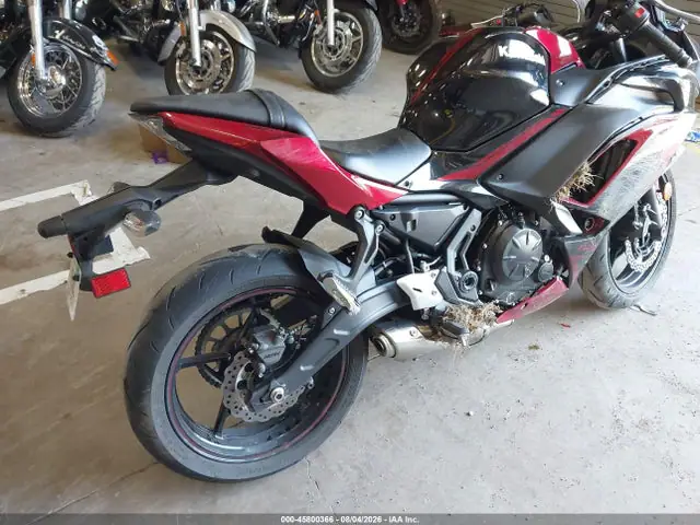 ML5EXEM13MDA30896 — 2021 Kawasaki EX650 M, фото 4 с аукциона IAAI 30.09.2026, Правый бок
