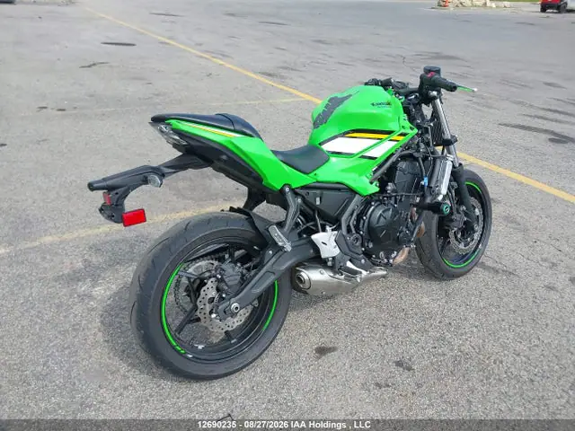 ML5EXEP14SDAG3409 — 2025 Kawasaki EX650 P, фото 4 с аукциона IAAI 14.10.2026, Передняя часть