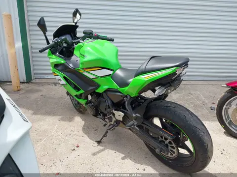 2025 Kawasaki Ex650 P VIN ML5EXEP17SDAD7192 фото 3