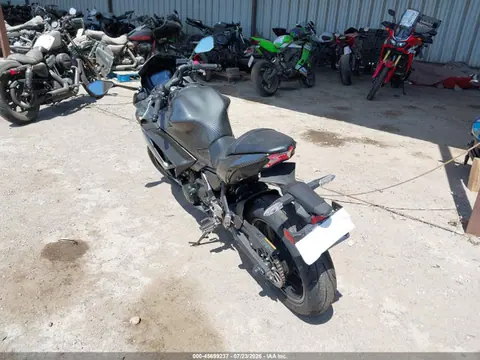 2024 Kawasaki Ex650 R VIN ML5EXER19RDAC9084 фото 3