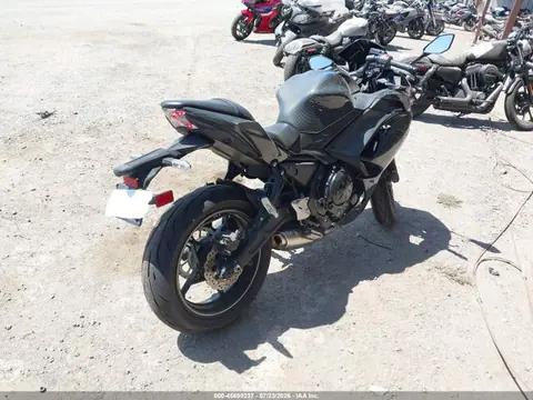 2024 Kawasaki Ex650 R VIN ML5EXER19RDAC9084 фото 4