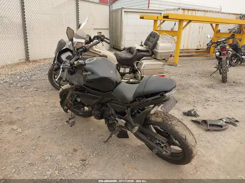 2025 Kawasaki Ex650 R VIN ML5EXER14SDAD9768 фото 3