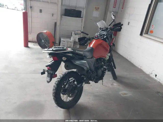 ML5KLEJ11NDA09517 — 2022 Kawasaki KL650 J, фото 4 с аукциона IAAI 30.09.2026, Левый и правый бока