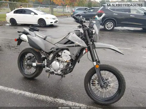 ML5LXBG19SDA36765 — 2025 Kawasaki Klx, Передняя часть, фото до ремонта