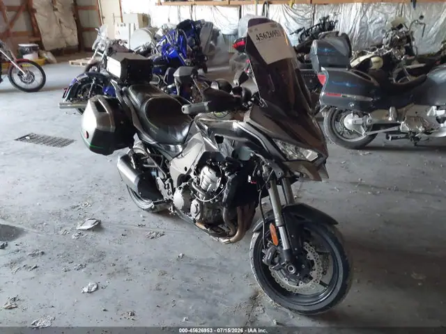 JKALZCD17PA012071 — 2023 Kawasaki KLZ1000 D, Передняя часть слева (Left Front), фото до ремонта