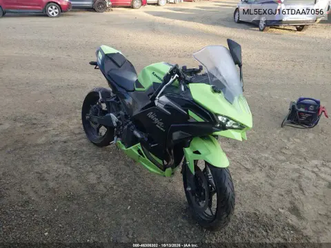 ML5EXGJ16TDAA7056 — 2026 Kawasaki Ninja, Правая сторона, фото до ремонта