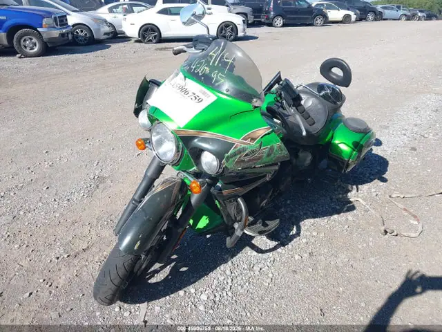 JKBVNRK13FA006353 — 2015 Kawasaki VN1700 K, фото 2 с аукциона IAAI 30.09.2026, Передняя часть