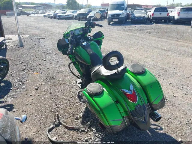 JKBVNRK13FA006353 — 2015 Kawasaki VN1700 K, фото 3 с аукциона IAAI 30.09.2026, Передняя часть