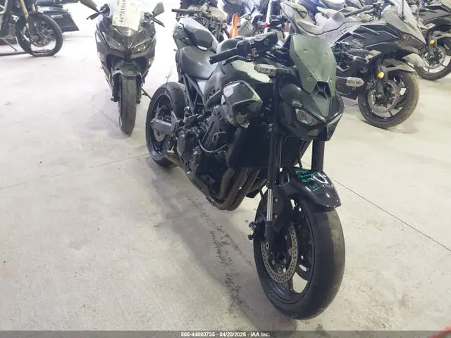 ML5ZRDS11SDA01239 — 2025 Kawasaki ZR900 S, Передняя часть (Front End), фото до ремонта