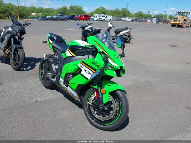 JKBZXVL14SA017424 — 2025 Kawasaki ZX1002 L, Передняя часть справа (Right Front), фото до ремонта