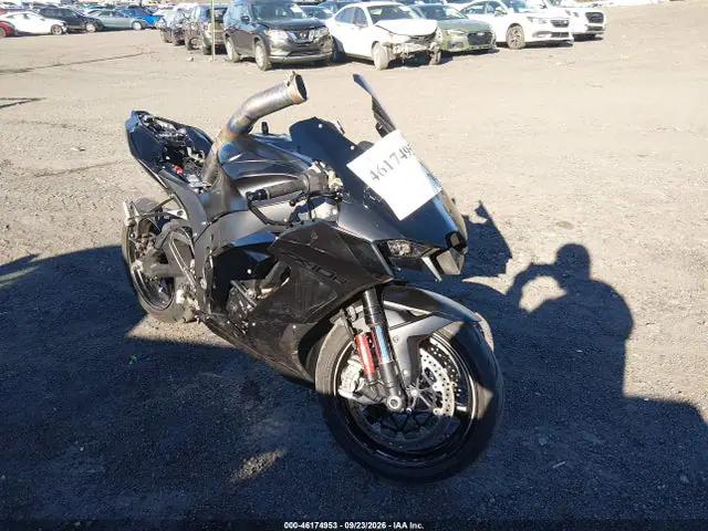 JKBZXVL12SA017597 — 2025 Kawasaki ZX1002 L, Повреждения со всех сторон (All Over), фото до ремонта