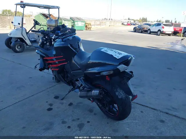 JKBZXNF10EA007294 — 2014 Kawasaki ZX1400 F, фото 3 с аукциона IAAI 14.10.2026, Передняя часть