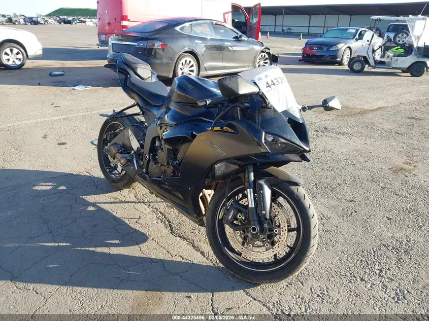JKBZXJJ16RA001814 Kawasaki ZX636 K 2024 — повреждение Угон, фото до ремонта