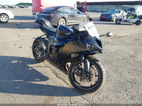 JKBZXJJ16RA001814 — 2024 Kawasaki ZX636 K, Угон (Theft), фото до ремонта