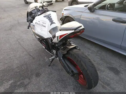 2025 Kawasaki Zx636 K VIN JKBZXJJ10SA018582 фото 3